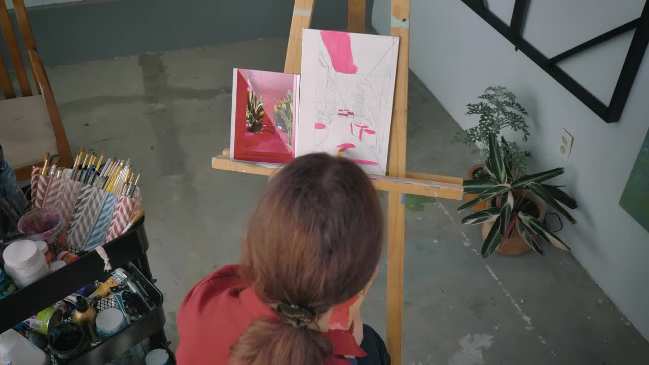 Stock Video Girl Painting A Picture On An Easel Live Wallpaper For PC - Free Download