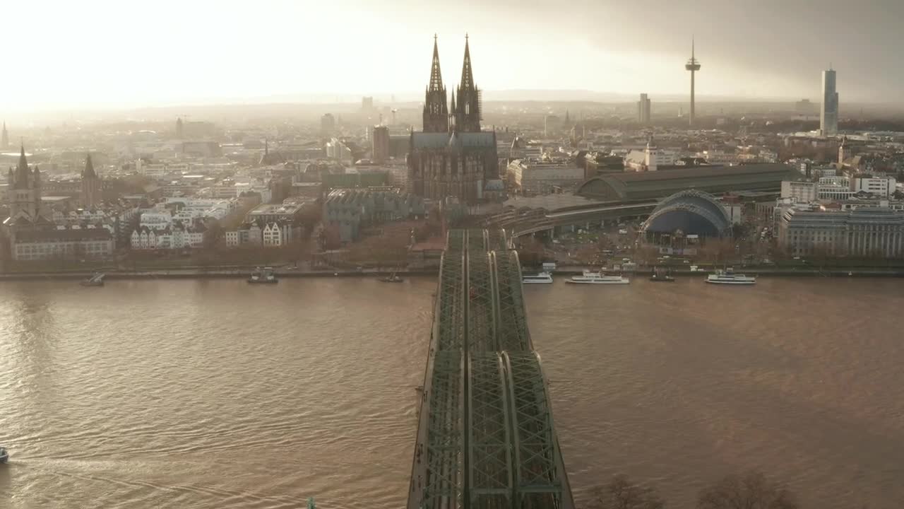 Video Stock City From Above With A Bridge And A Cathedral Live Wallpaper For PC - Free Download