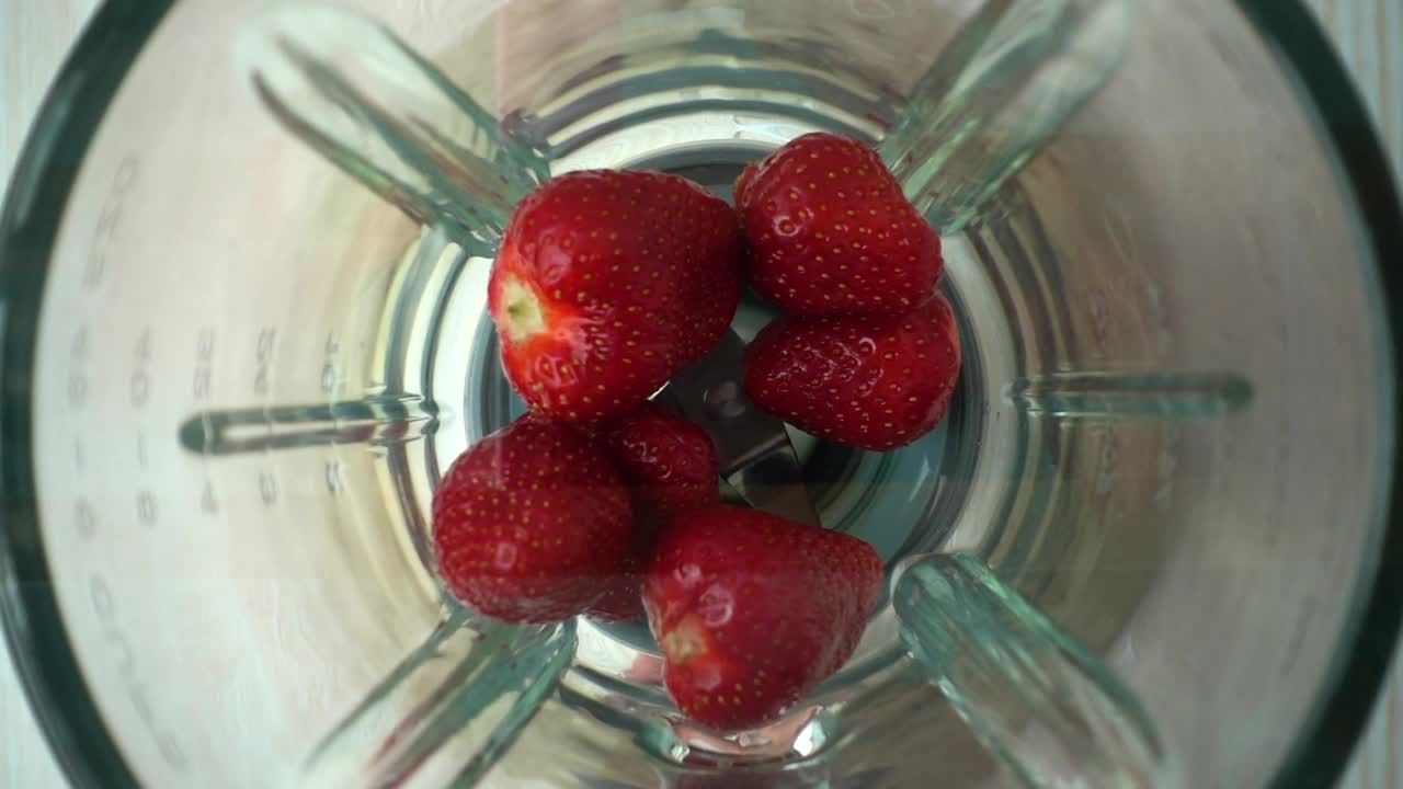 Free Video Stock Strawberry Puree In The Blender Live Wallpaper - Free Download