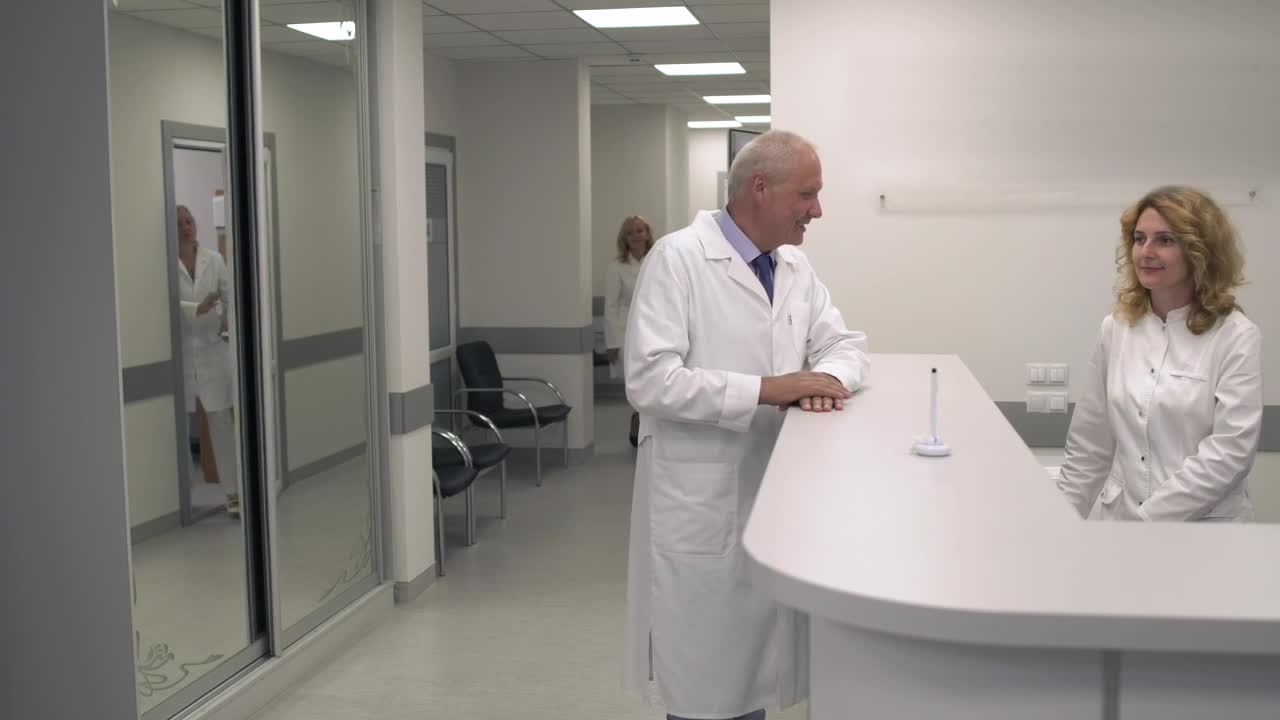 Video Stock Clinic Staff At A Hospital Reception Live Wallpaper For PC - Free Download