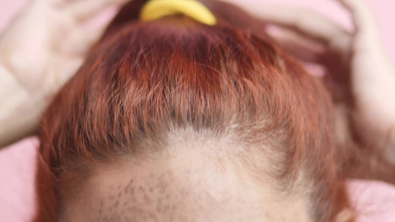 Stock Video Girl Combing Her Hair Looking Straight At The Camera Live Wallpaper For PC - Free Download