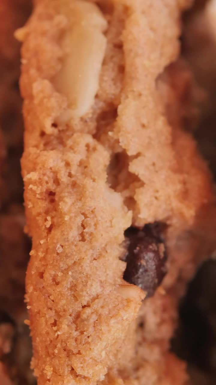 Video Stock Chip Cookies In A Row While Taking A Closer Look Live Wallpaper For PC - Free Download