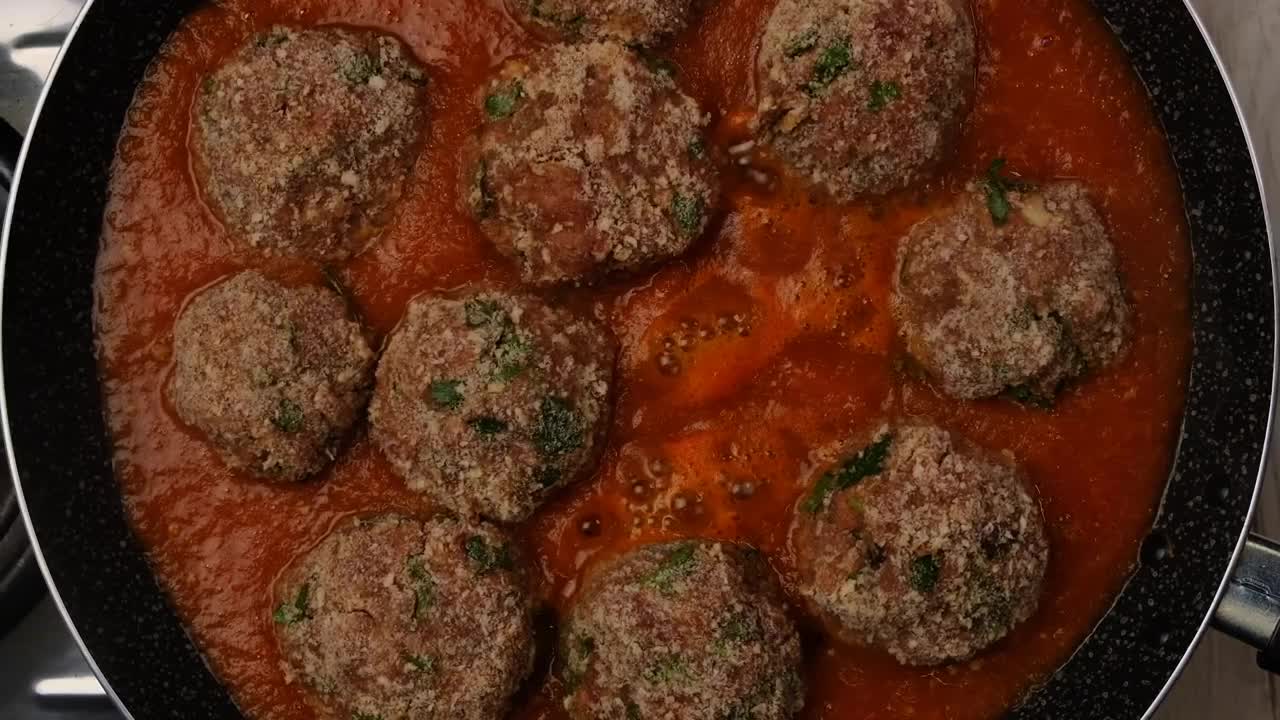 Stock Video Cooking Meat Balls In Sauce Live Wallpaper For PC - Free Download