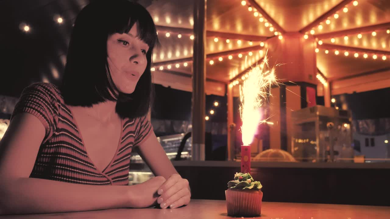 Free Video Stock teenage woman celebrating her birthday at the fair Live Wallpaper - Free Download
