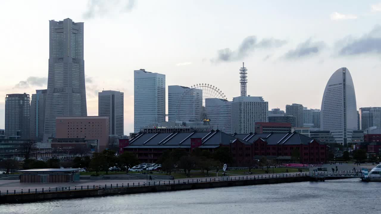 Stock Video From Day To Night In Yokohama City Live Wallpaper For PC - Free Download
