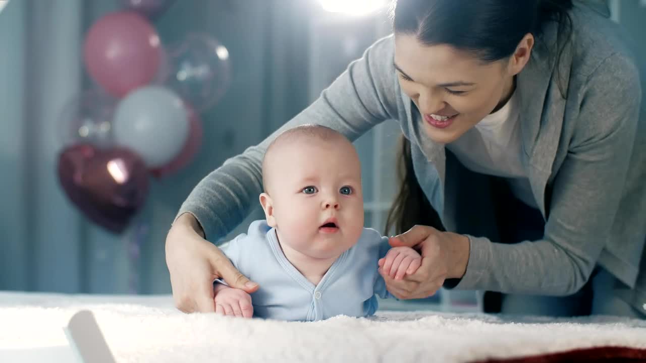 Free Stock Video Young Mother Playing And Loving Her Baby Live Wallpaper - Free Download