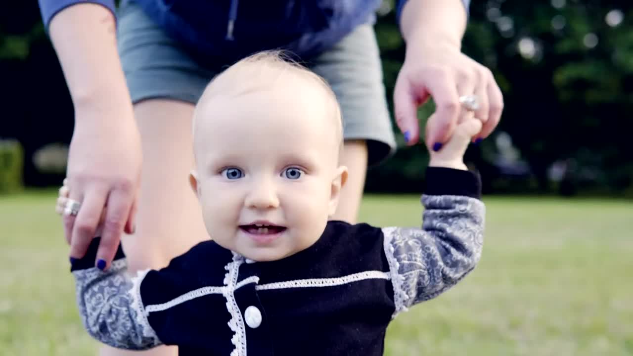 Free Video Stock toddler learning to walk Live Wallpaper - Free Download