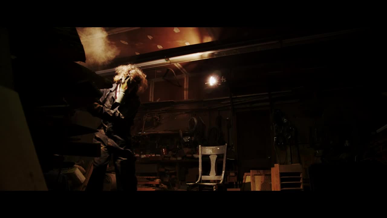 Stock Video Crazy Man In A Gas Mask Hitting Stuff Live Wallpaper For PC - Free Download