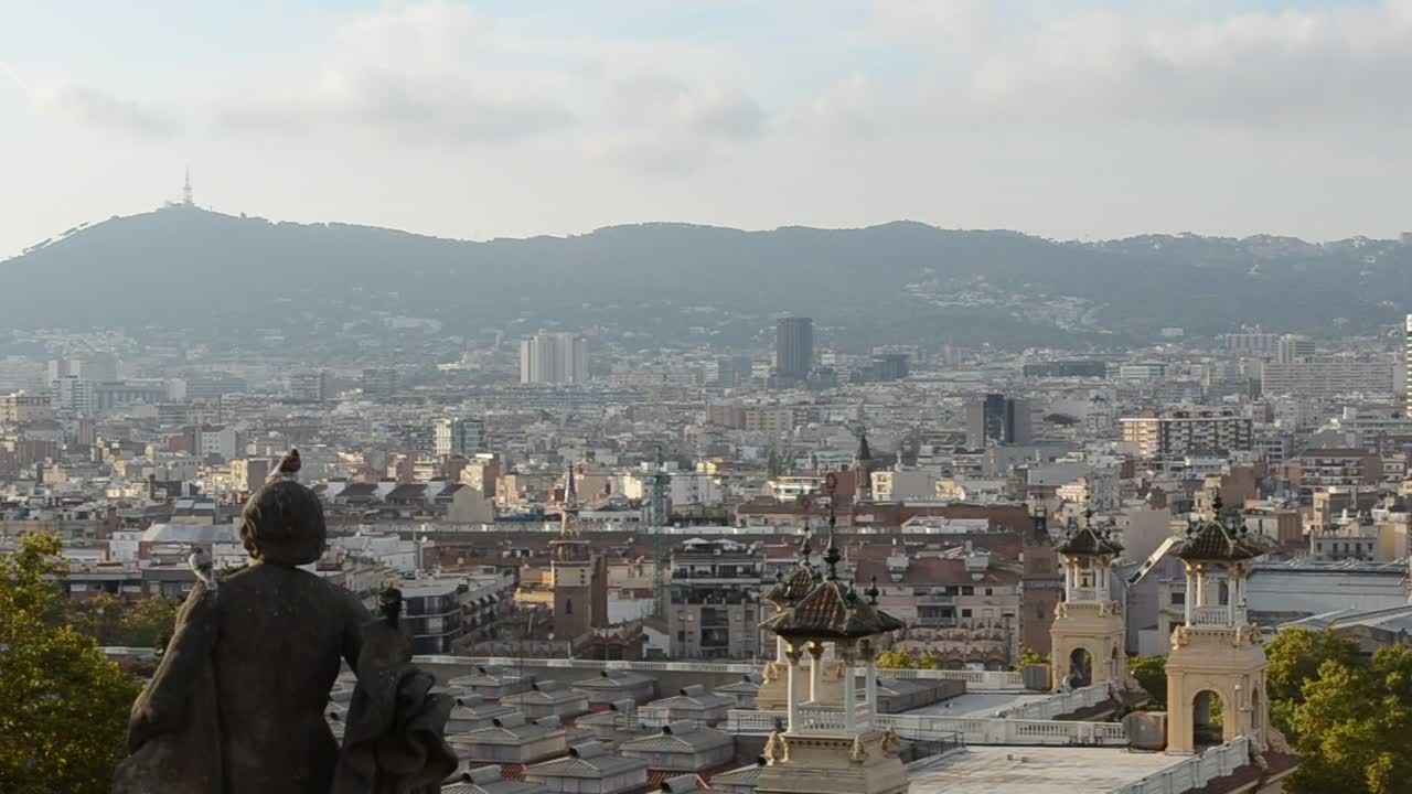 Free Video Stock Statues Looking Out Over A City Live Wallpaper - Free Download