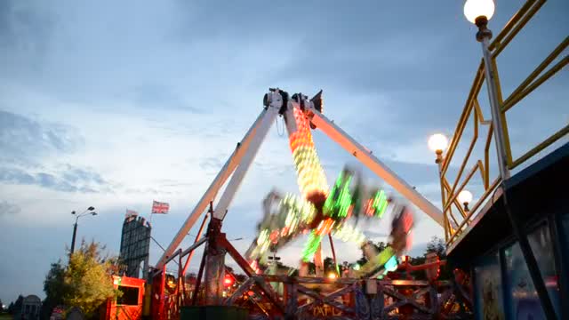 Stock Video Large Swing At Night Smal Animated Wallpaper - Free Download