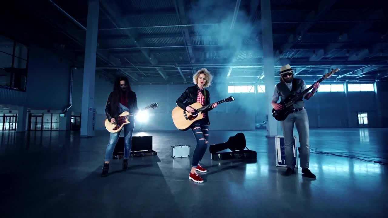 Free Stock Video Rock Band Performing On A Warehouse For Video Live Wallpaper - Free Download