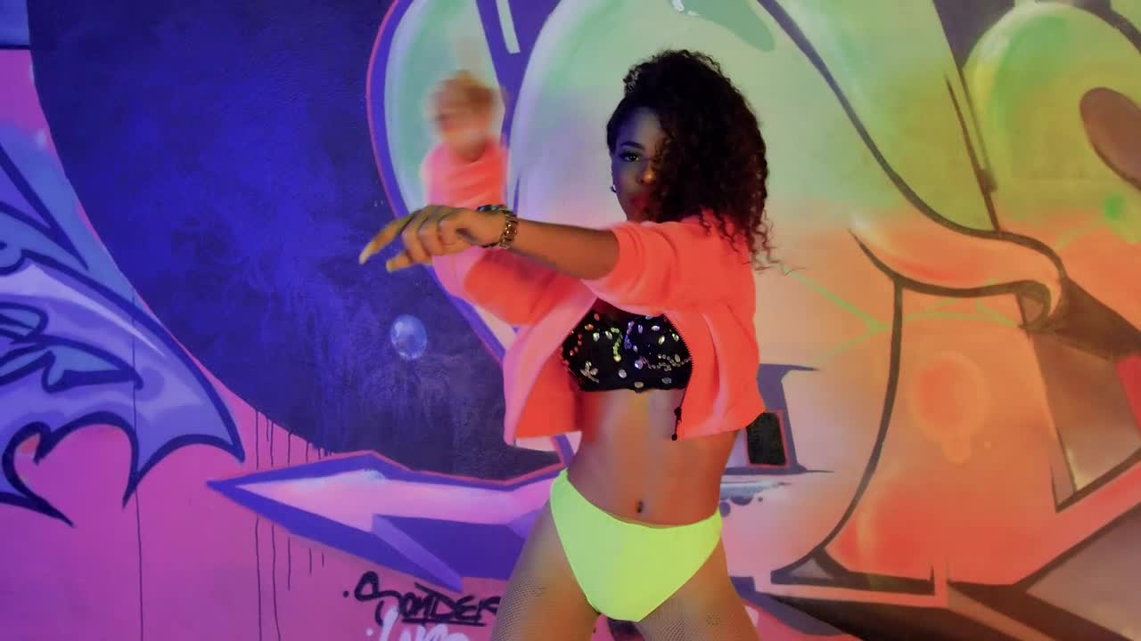 Free Stock Video Urban Girl Dancing In Front Of A Wall With Graffiti Live Wallpaper - Free Download