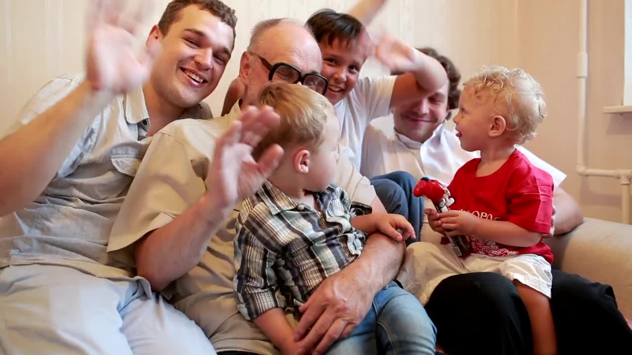 Stock Video Multiple Generations Of A Family Live Wallpaper - Free Download