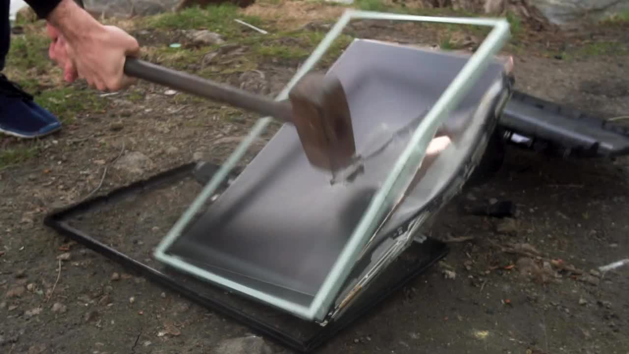 Free Video Stock Smashing An Old Tv With A Large Hammer  LargeLive Wallpaper - Free Download