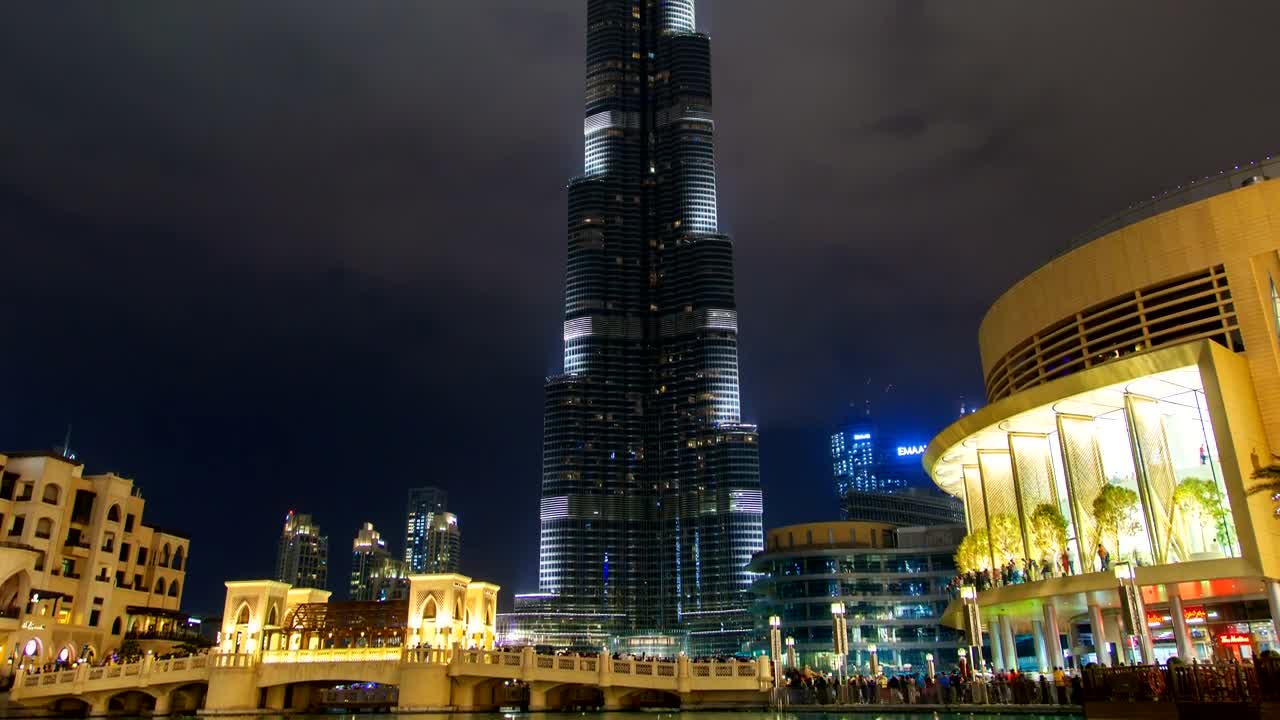 Stock Video Dubai Burj Khalifa At Night And Fountain Live Wallpaper For PC - Free Download