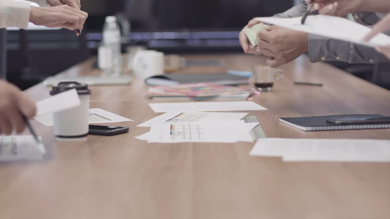 Free Video Stock team brainstorming new ideas at work Live Wallpaper - Free Download