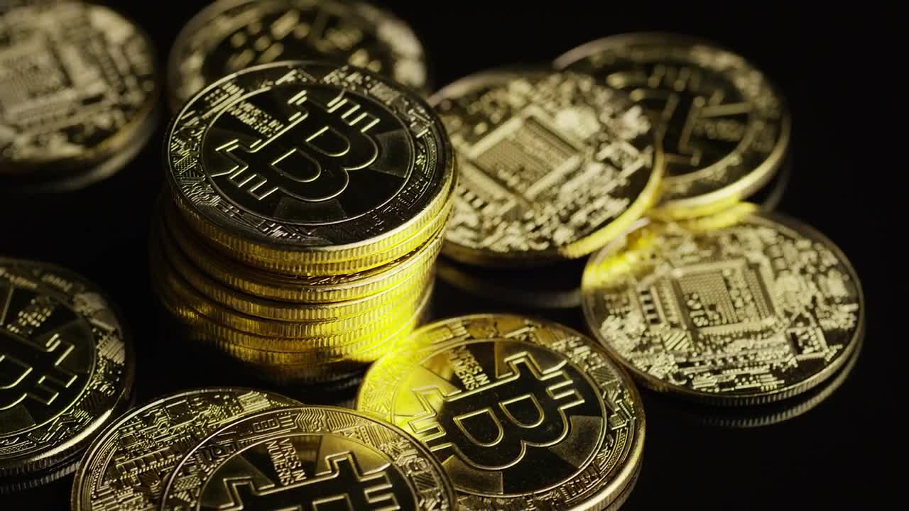 Free Video Stock Stack Of Bitcoins Rotating Live Wallpaper - Free Download