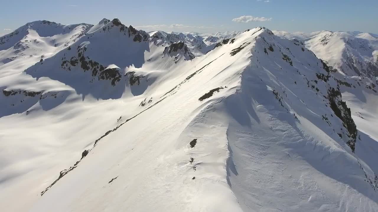 Free Stock Video Sharp Mountain Peaks Covered In Snow Live Wallpaper - Free Download