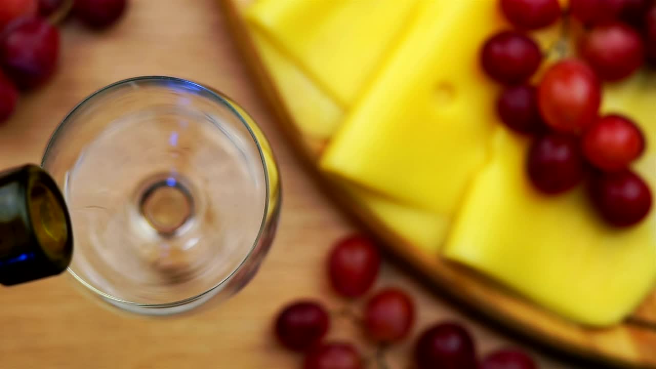Video Stock Pouring Red Wine And Cheese Snacks On The Table Live Wallpaper Free - Free Download