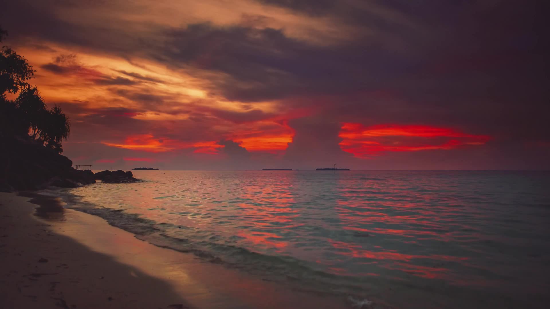 Paradise Island Sunset Live Wallpaper - Free Download