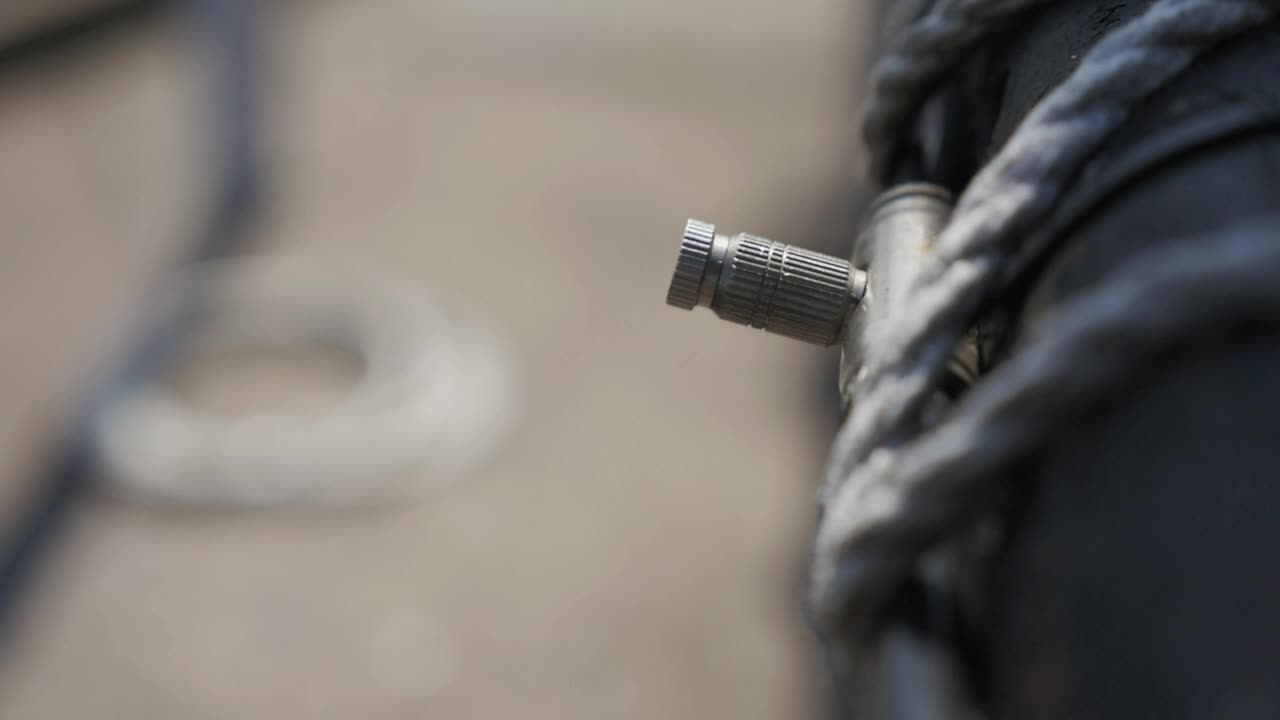 Free Video Stock Spraying Water From A Valve Live Wallpaper - Free Download