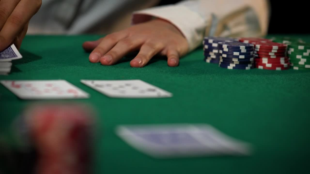 Video Stock Poker Game Live Wallpaper Free - Free Download