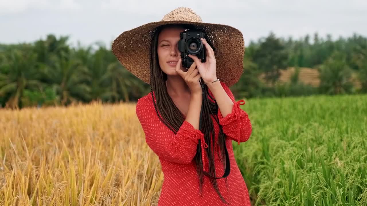 Stock Video Country Woman Taking Photos In Agriculture Field Live Wallpaper For PC - Free Download