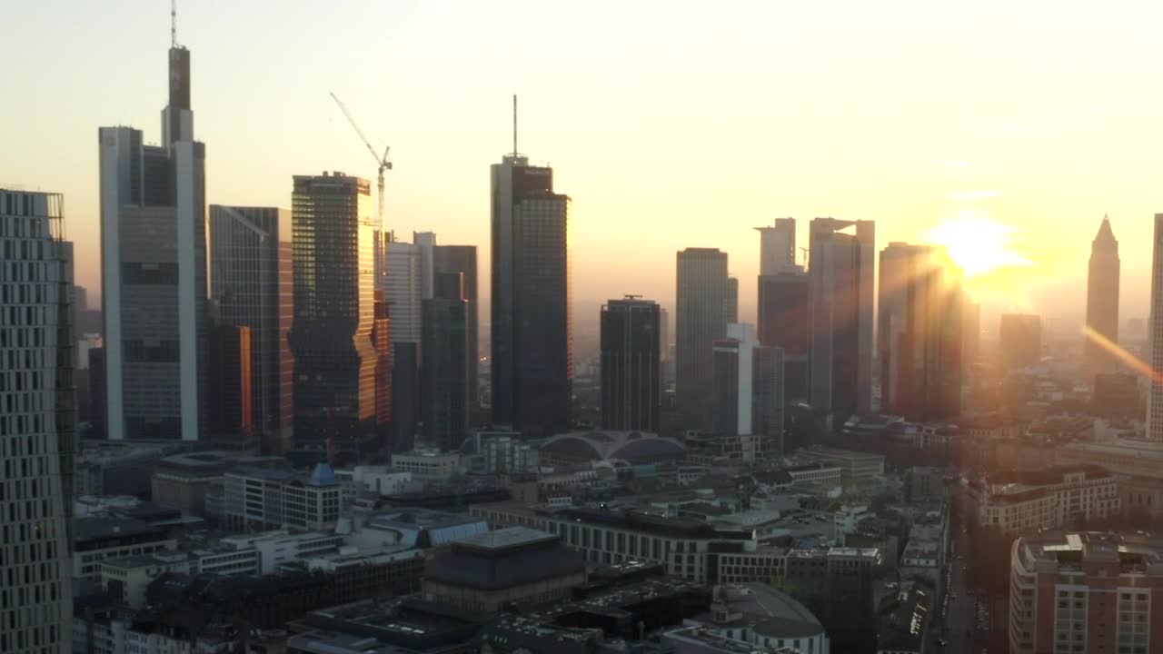 Free Video Stock Sunrise Behind The Buildings Of Frankfurt Live Wallpaper - Free Download