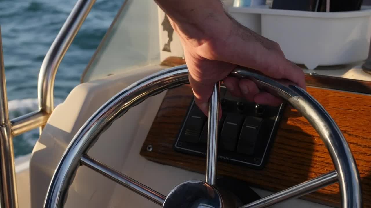 Stock Video Motorboat Steering Wheel Live Wallpaper - Free Download