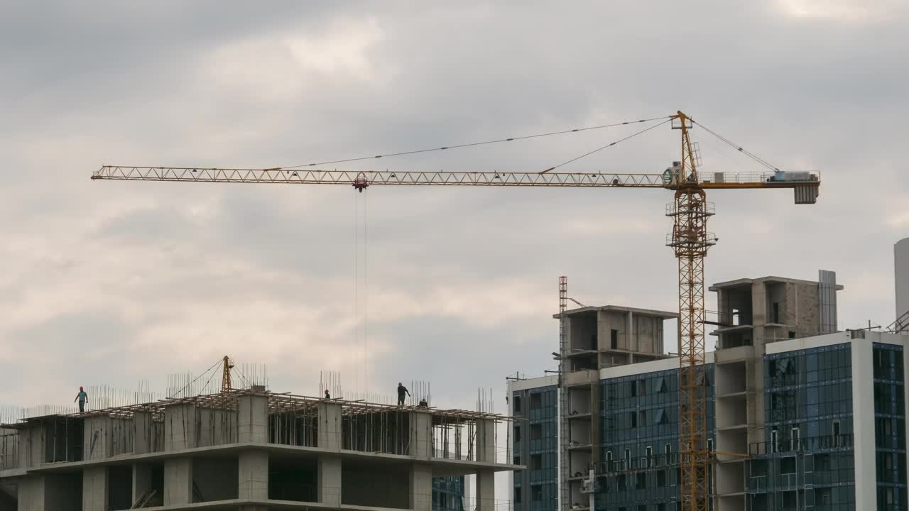 Free Video Stock time lapse of workers and construction cranes Live Wallpaper - Free Download