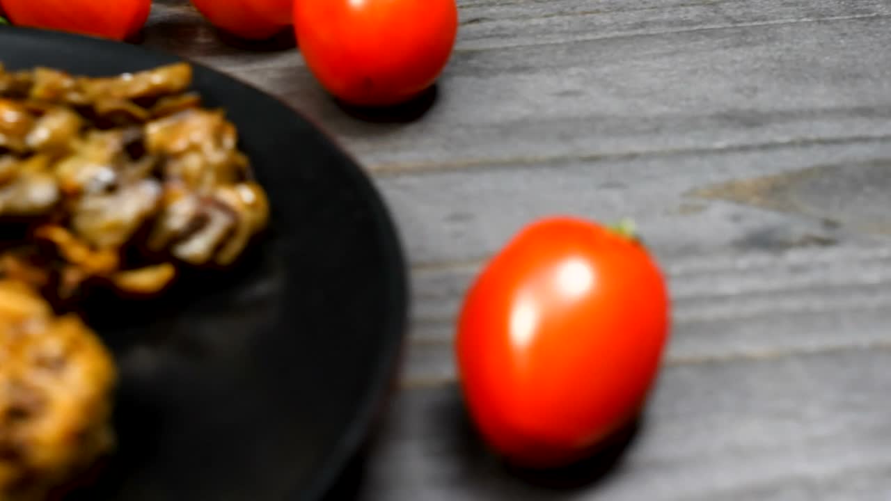 Stock Video Cooked Pork With Mushrooms Live Wallpaper For PC - Free Download
