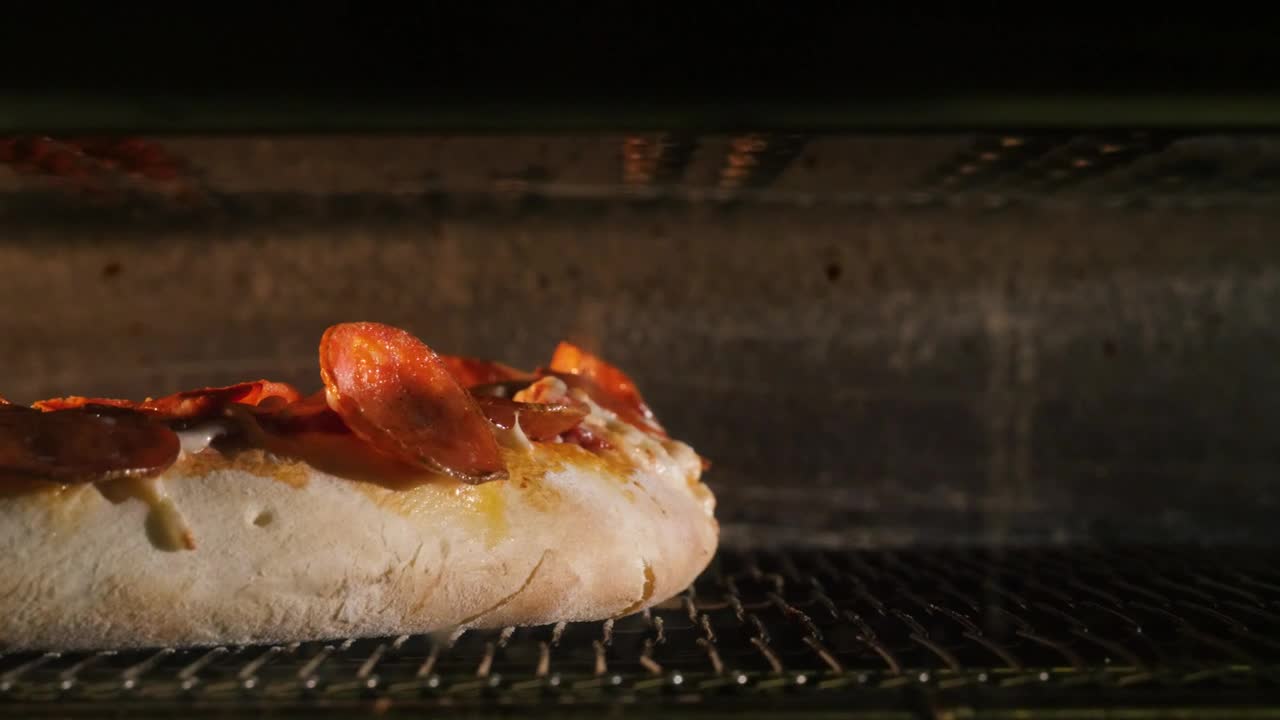 Video Stock Pizza Cooking In A Hot Oven Live Wallpaper Free - Free Download