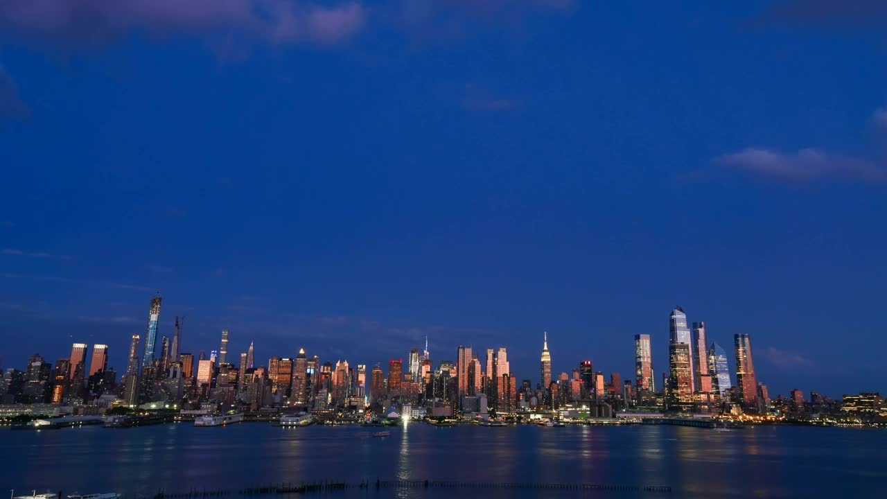 Stock Video Deep Blue Skies Above New York Live Wallpaper For PC - Free Download