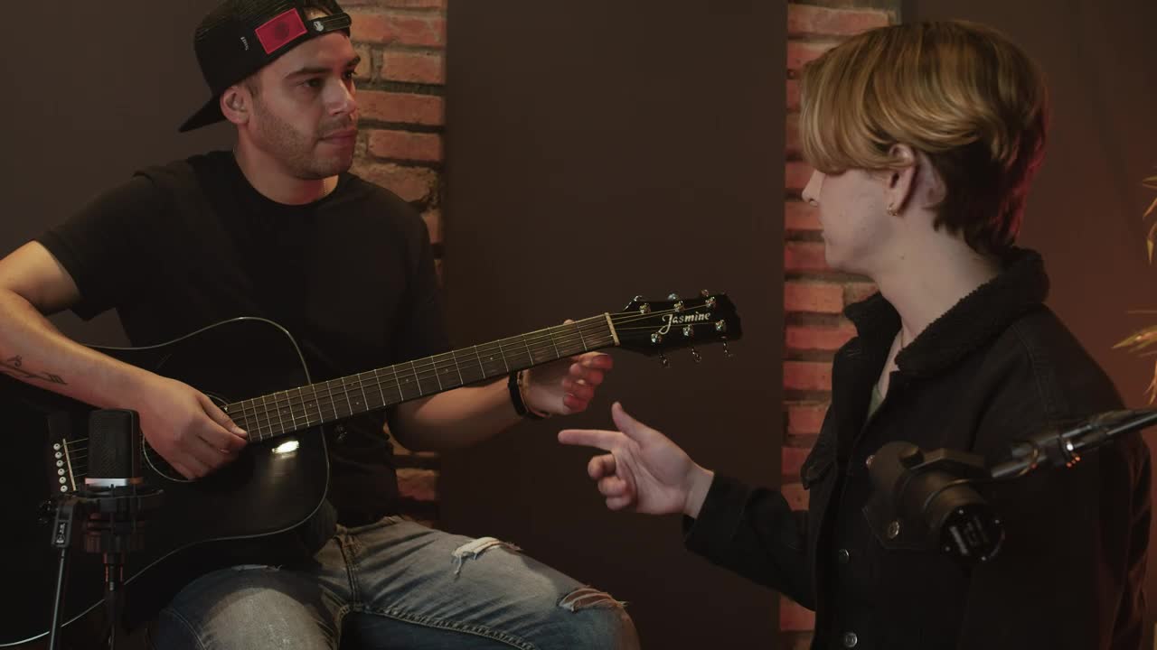 Video Stock Pop Band Performing A Song Of Pain Live Wallpaper Free - Free Download