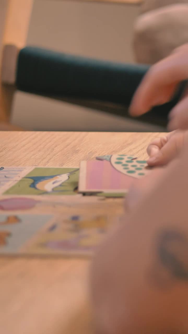 Stock Video Mother Puts Together A Puzzle With Her Daughte Animated Wallpaper - Free Download