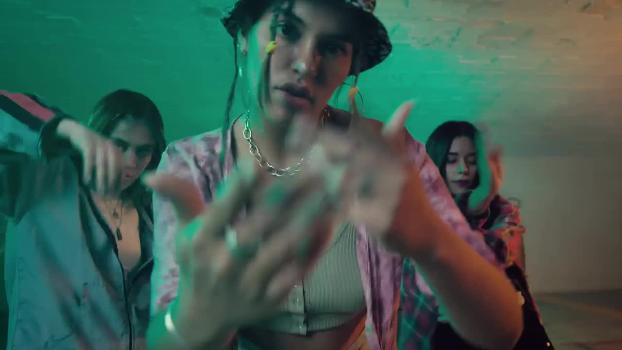 Stock Video Group Of Hip Hop Dancers Live Wallpaper For PC - Free Download