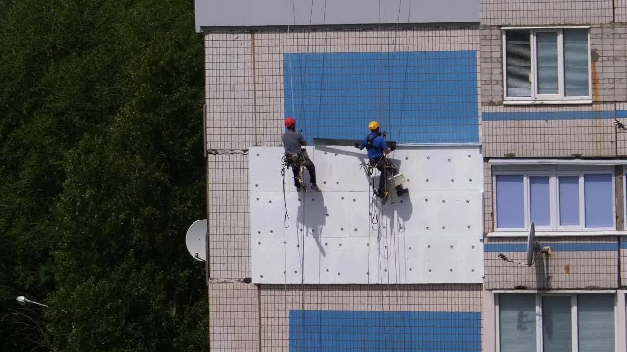 Free Stock Video Two Industrial Climbers Rebuilding A Facade Live Wallpaper - Free Download