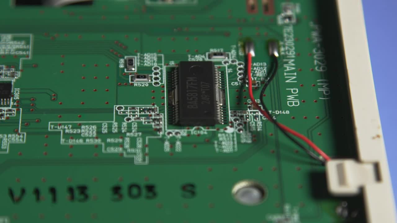 Video Stock Circuits Close Up Live Wallpaper For PC - Free Download