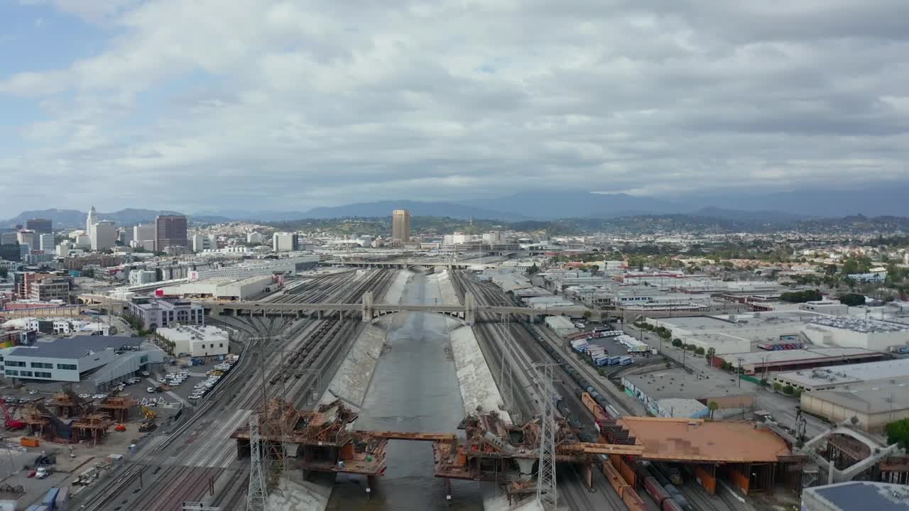 Video Stock Canal Under Construction Crossing Los Angeles Live Wallpaper For PC - Free Download