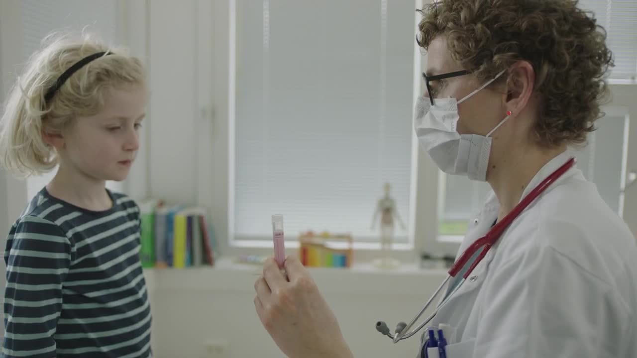 Stock Video Doctor Doing A Swab Test Live Wallpaper For PC - Free Download