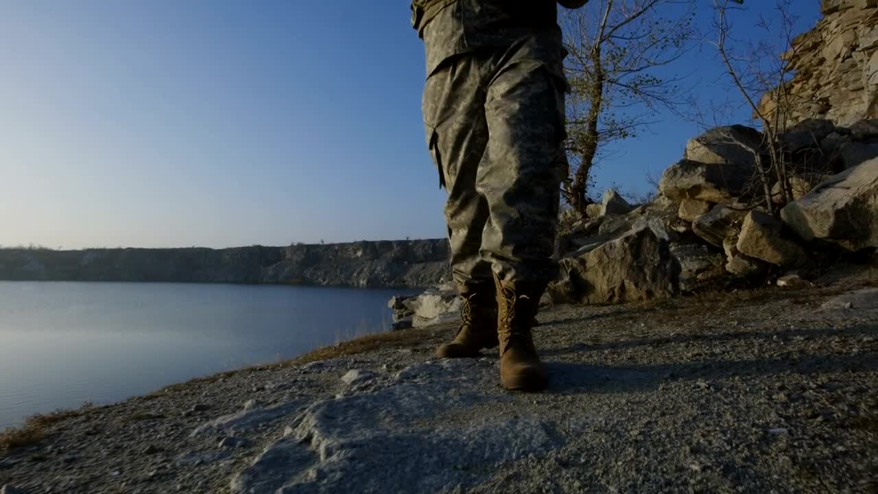 Free Video Stock Soldiers Walking By The Lakeshore Live Wallpaper - Free Download