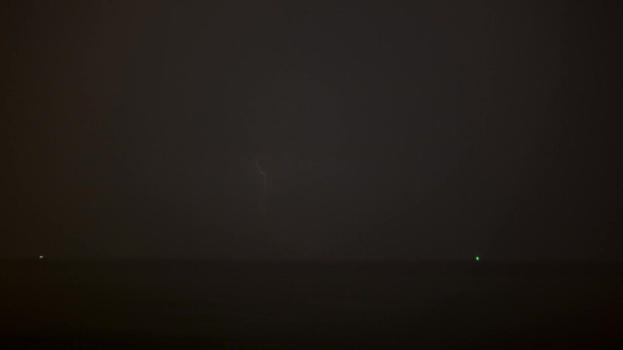 Free Video Stock thunderstorm lighting up the ocean Live Wallpaper - Free Download