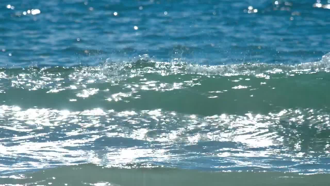 Stock Footage Waves Crashing Live Wallpaper - Free Download