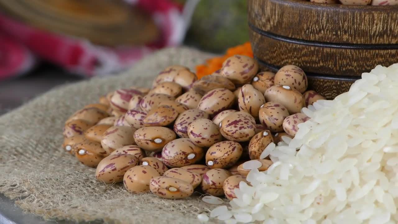 Video Stock Raw Beans And Rice Live Wallpaper Free - Free Download
