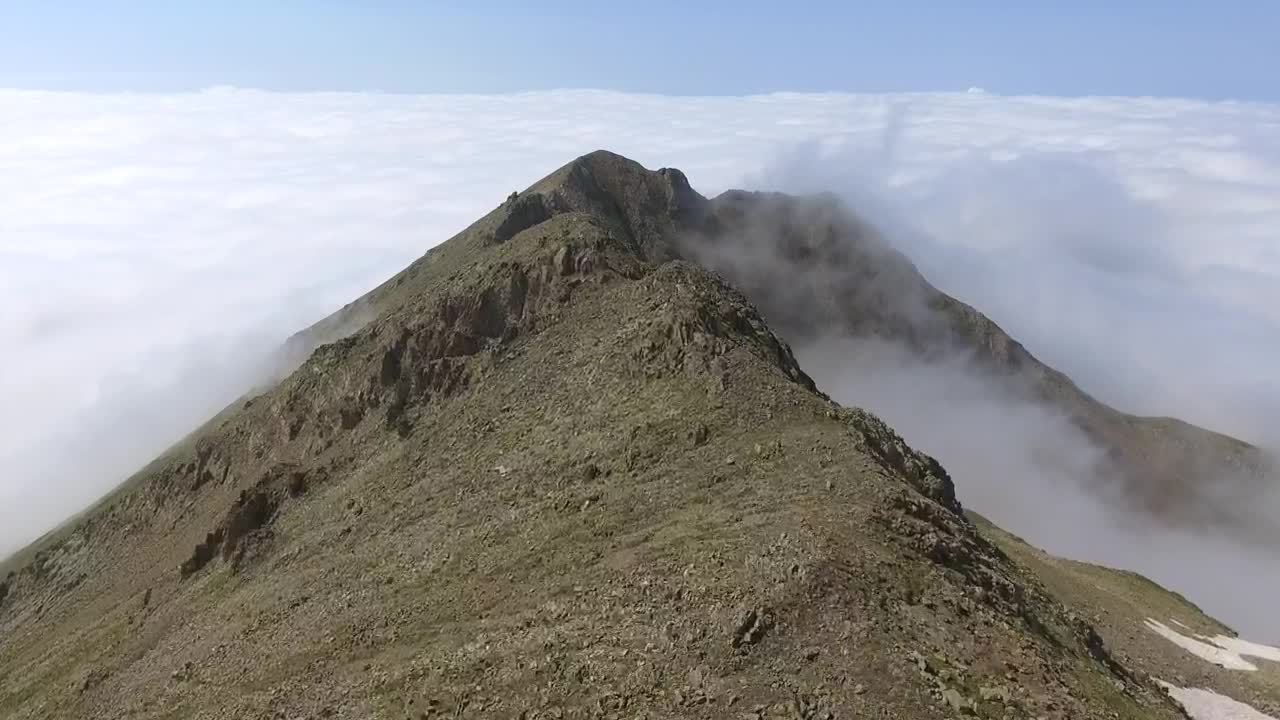 Free Stock Video Sharp Mountain Range Over The Clouds Live Wallpaper - Free Download
