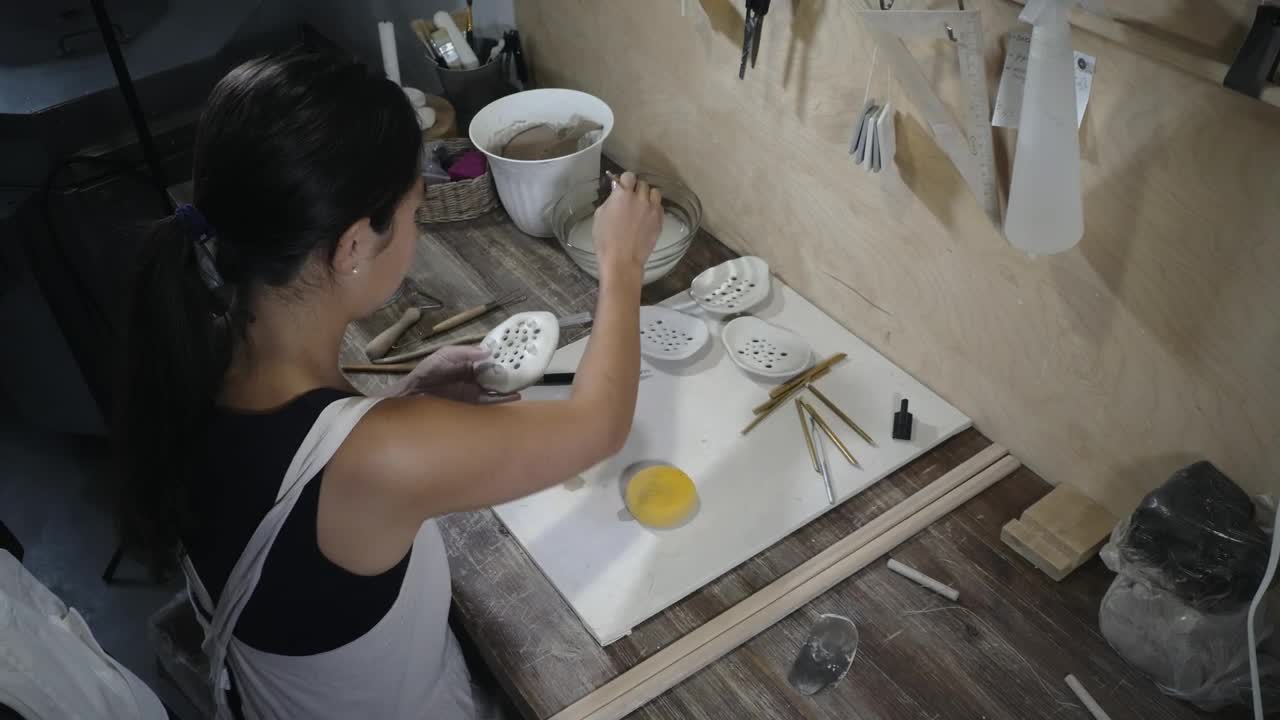 Free Stock Video Woman Working With The Clay Merchandise Live Wallpaper - Free Download