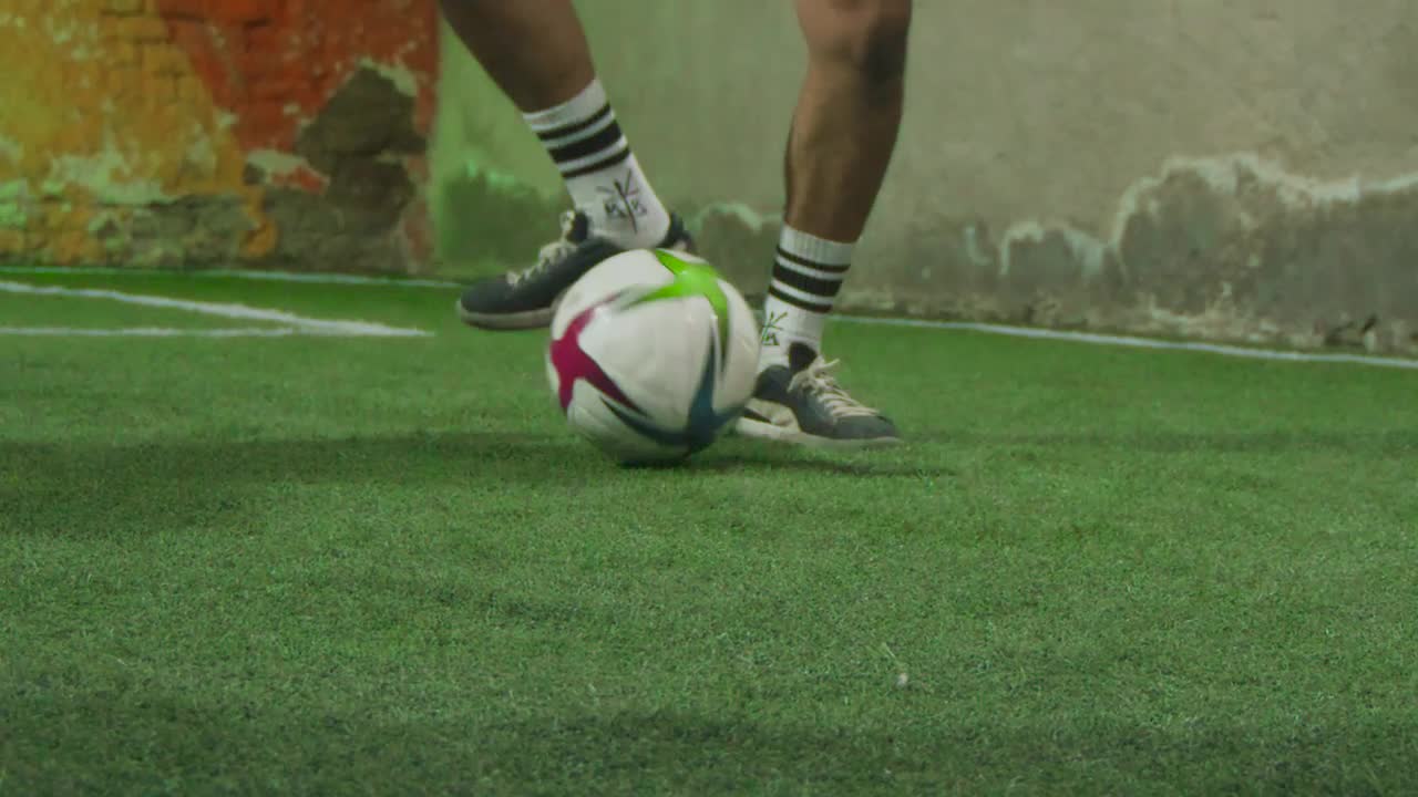 Free Video Stock Soccer Team Crossing The Ball On A Court In The Live Wallpaper - Free Download