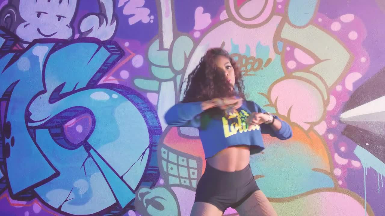 Free Stock Video Urban Dancer Girl In Front Of A Wall With Graffiti Live Wallpaper - Free Download