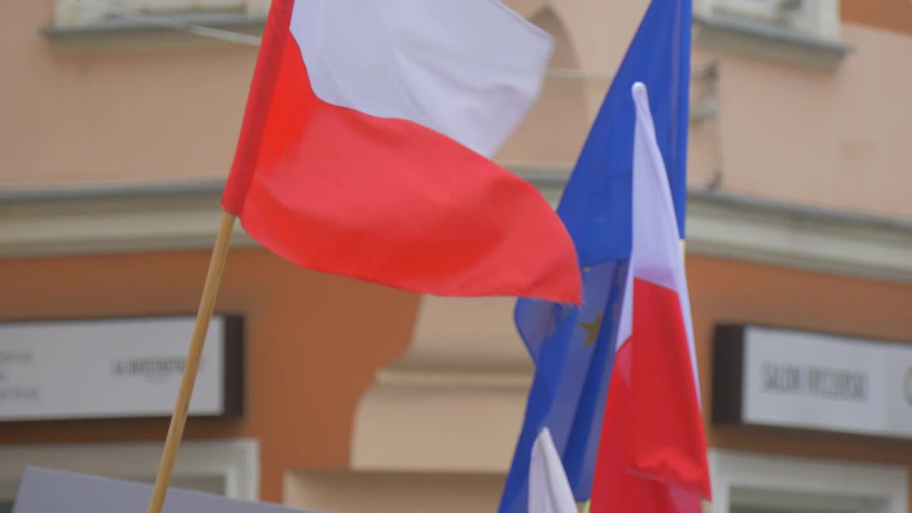 Video Stock Polish Flag And Eu Flag Live Wallpaper Free - Free Download