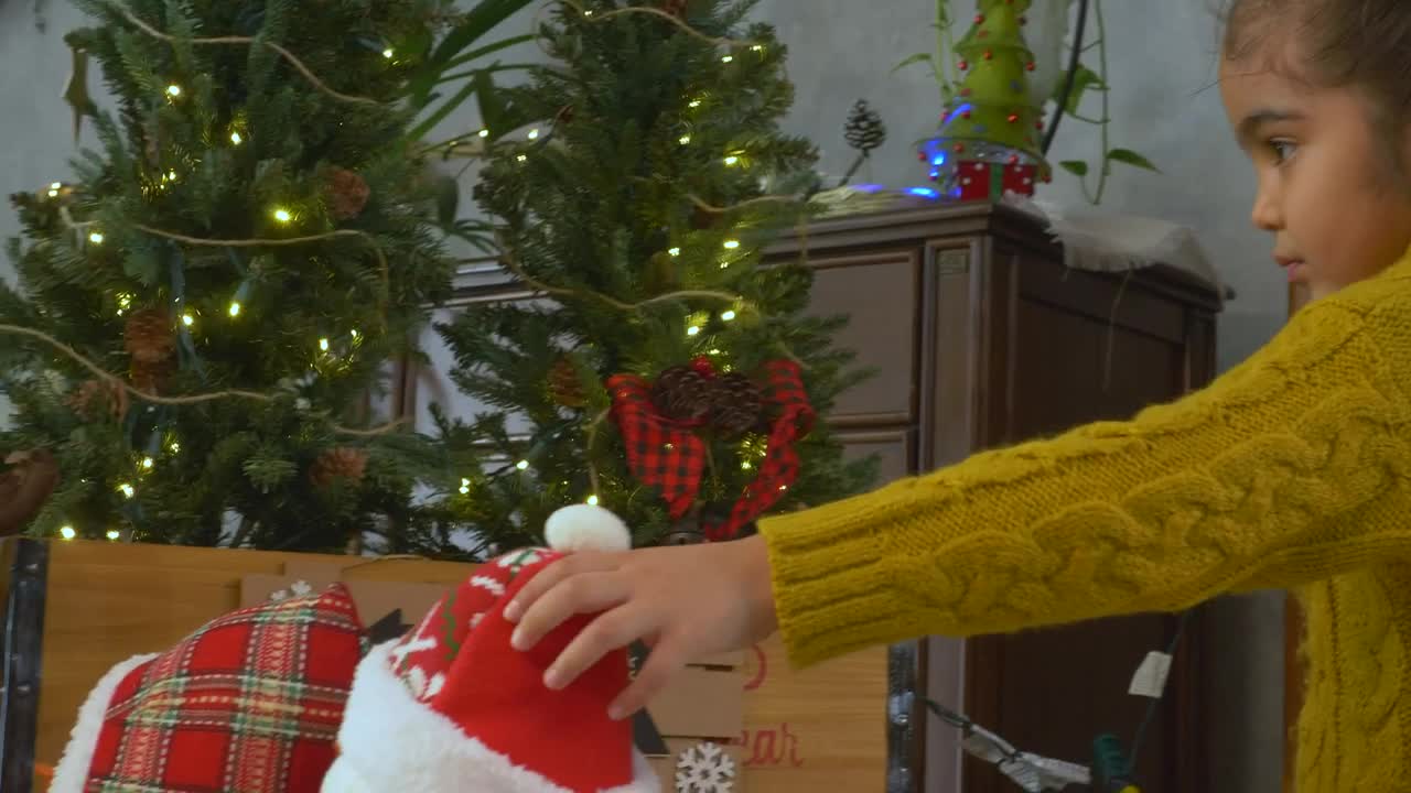 Free Stock Video Two Little Girls Playing With Their Presents At Christmas Live Wallpaper - Free Download